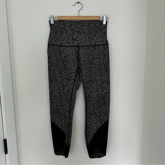 Lululemon Wunder Under Leggings High Rise Laser Cut Jacquard Black White Size 6 - Picture 4 of 12